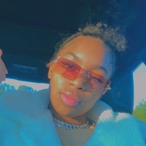 Meet your Posher, Jaya